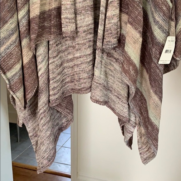 Free People oversized Poncho/Wrap - Picture 2 of 5